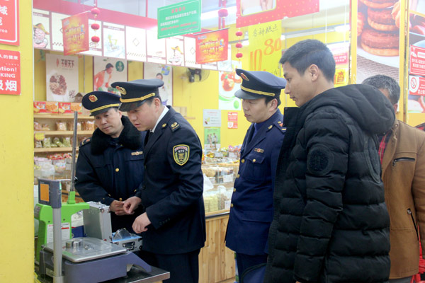 平凉市质监部门积极开展“3.15国际消费者权益日”宣传纪念活动