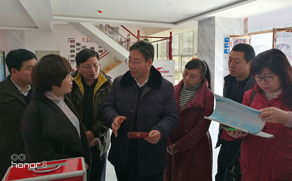 平凉市组织对各县(区)政府年度质量工作目标任务完成情况进行实地核查